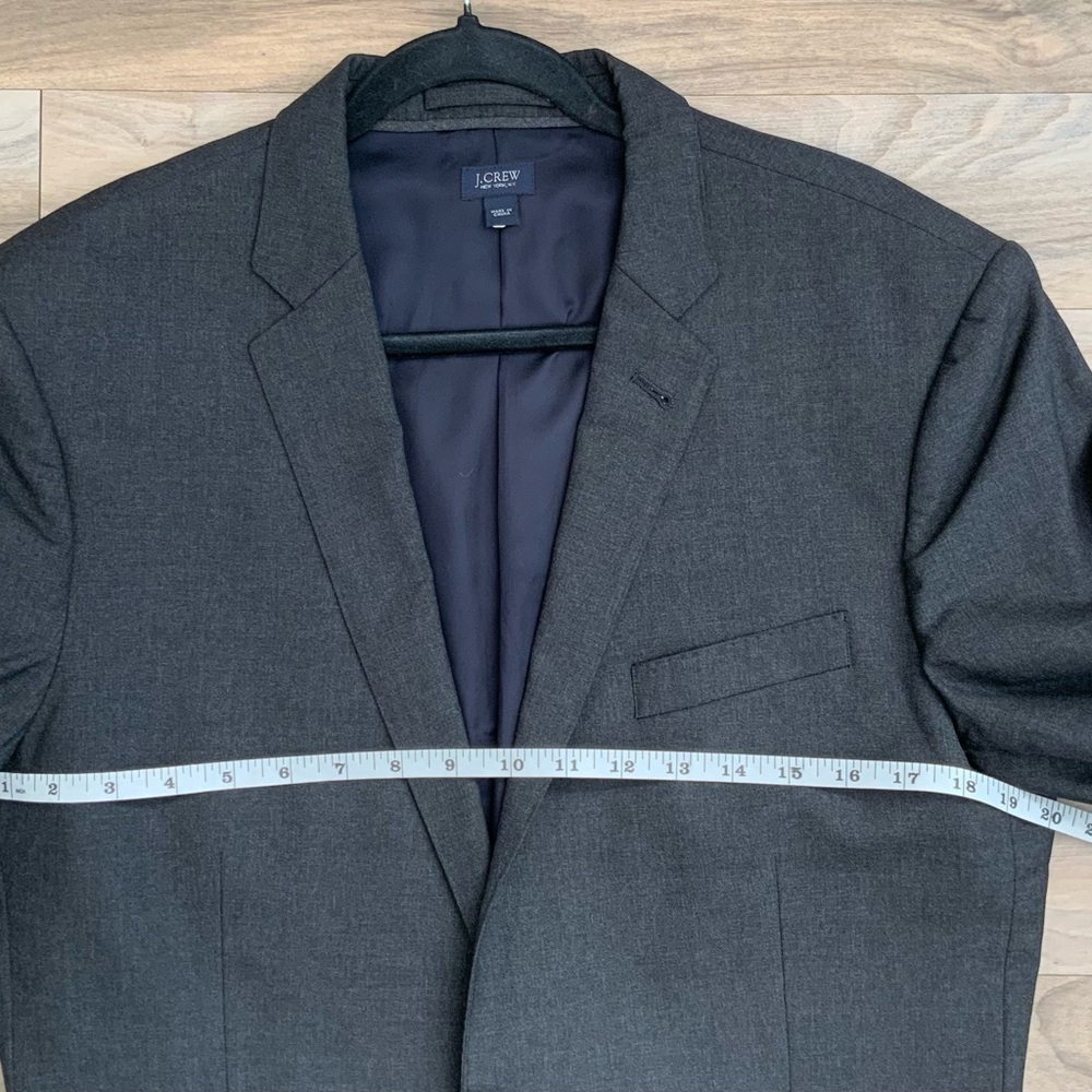 J. Crew Ludlow Slim-fit suit jacket in Italian worsted wool - Picture 8 of 11